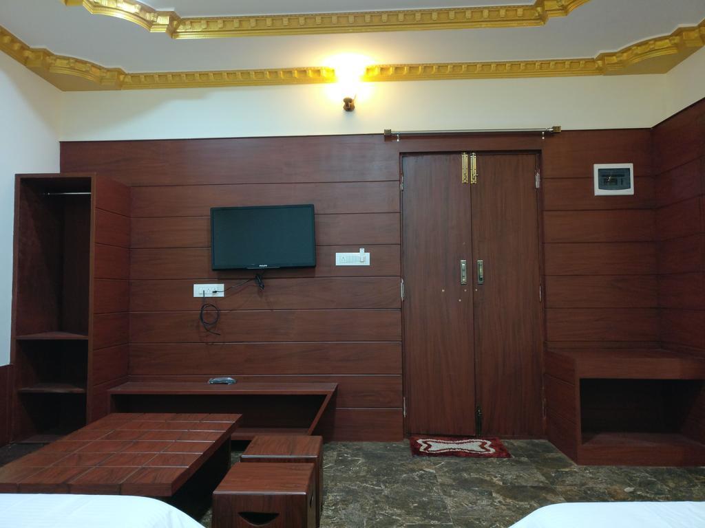 The Shades Holiday Homes Kushālnagar Exterior foto