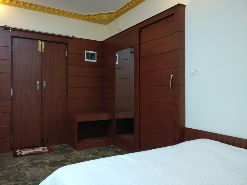 The Shades Holiday Homes Kushālnagar Exterior foto